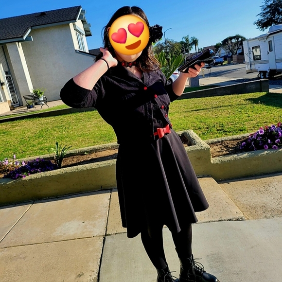 Womans Pin-Up Style Dress - Picture 2 of 5